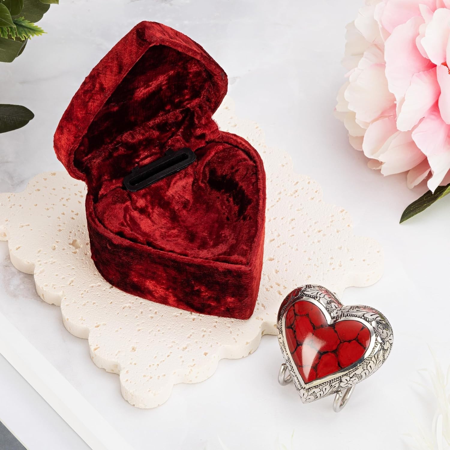 Elegant Mini Heart Shaped Brass Keepsake Urn for Cherished Ashes – Deep Red