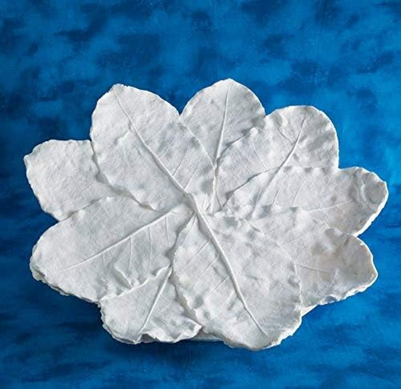 Biodegradable Lily Urn for Ashes – Eco-Friendly Water Burial & Scattering