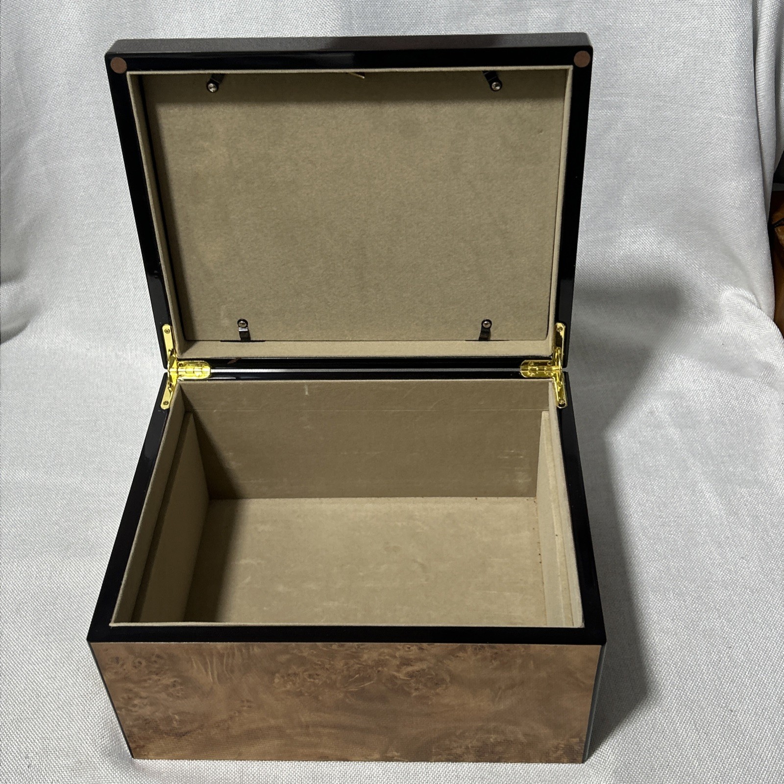 Cremation Urn Memory Box & Memento Kit Cherry Burlwood