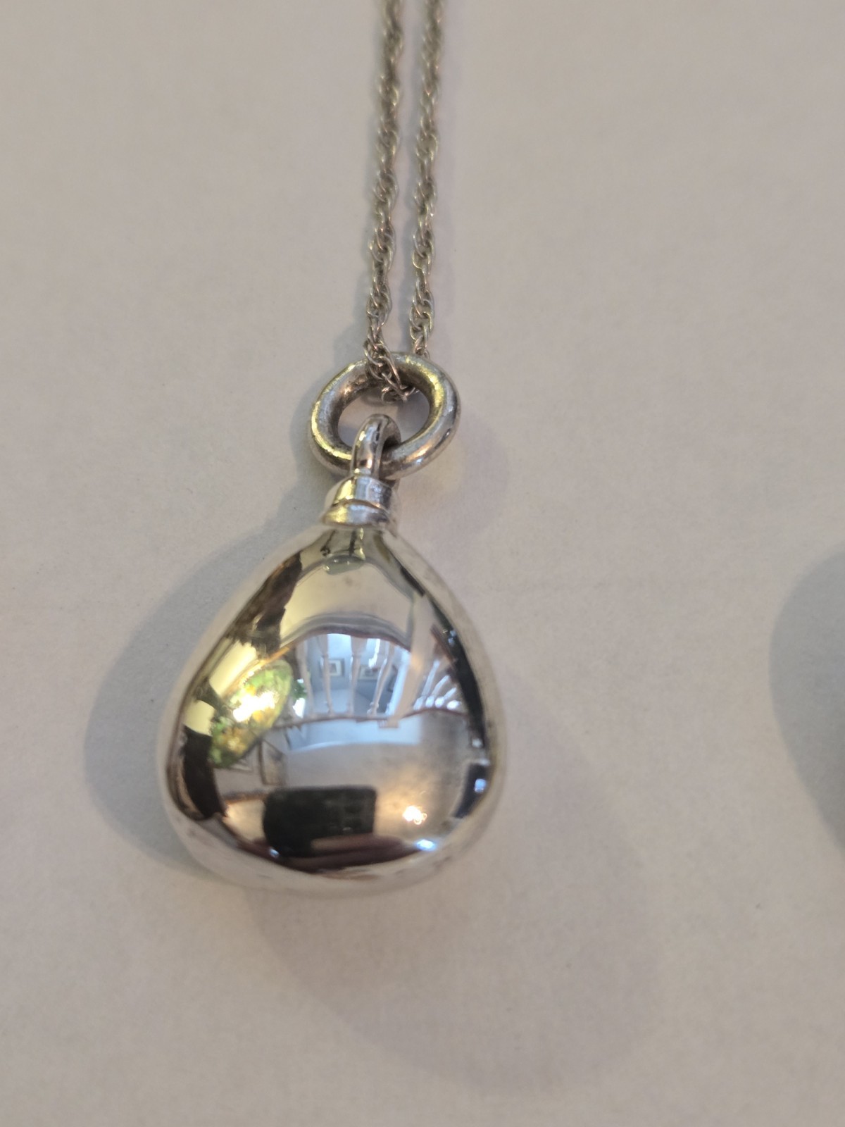Sterling Silver 925 Cremation Urn Pendant Heart/Teardrop & 20″ Chain CHOOSE ONE