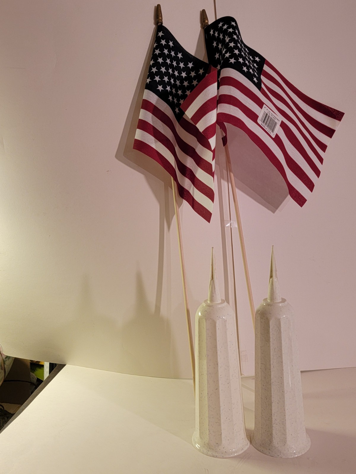 2 In Ground Spiked Cemetery Vases 10×3 & 2 American Flags 8x12x24.75