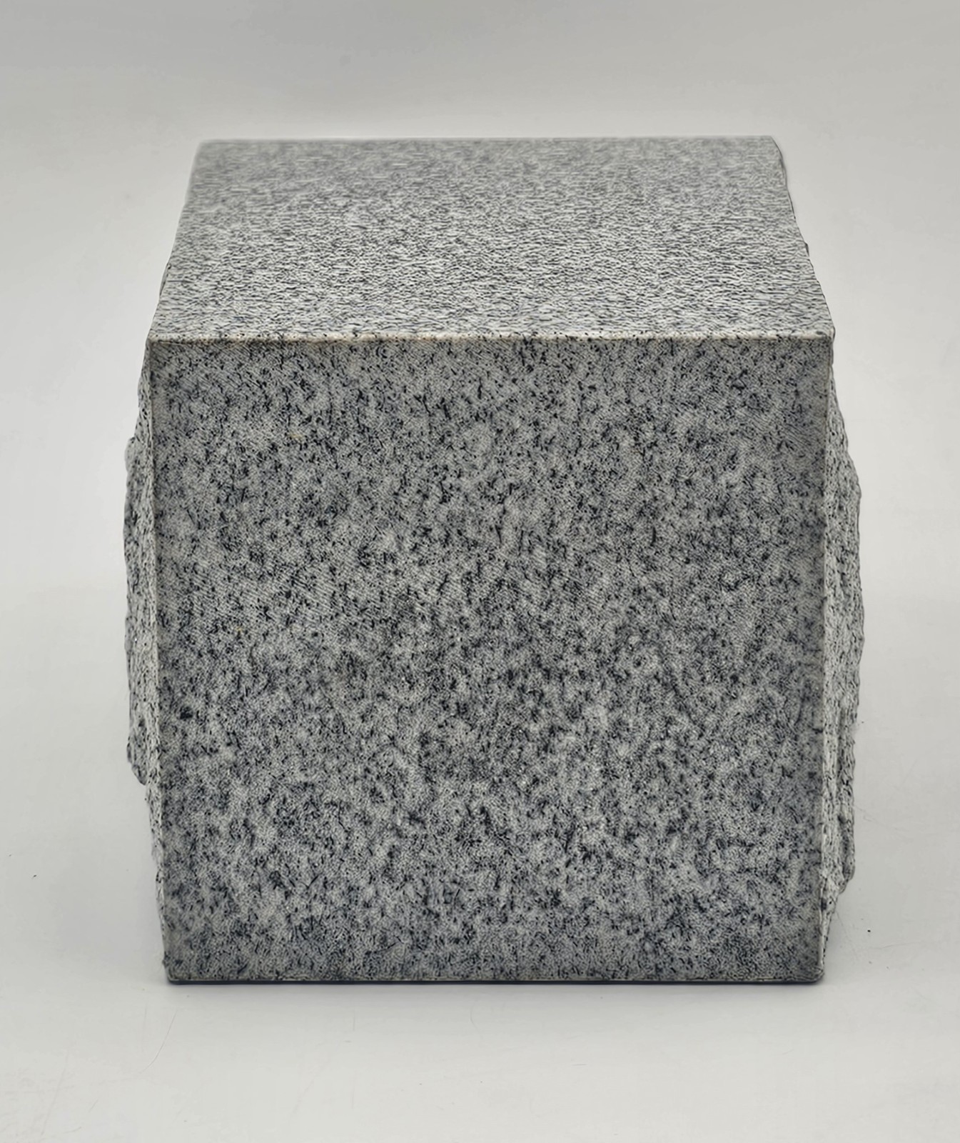 Granite Memorial Vase Tapered Gray Shiney Speckled Edged Cemetery 9″×5.25″×4″